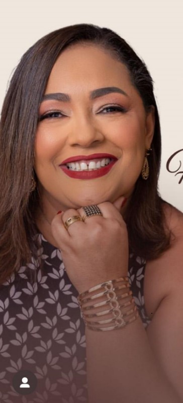 Hirley Camelo - Enfermeira Obstetra