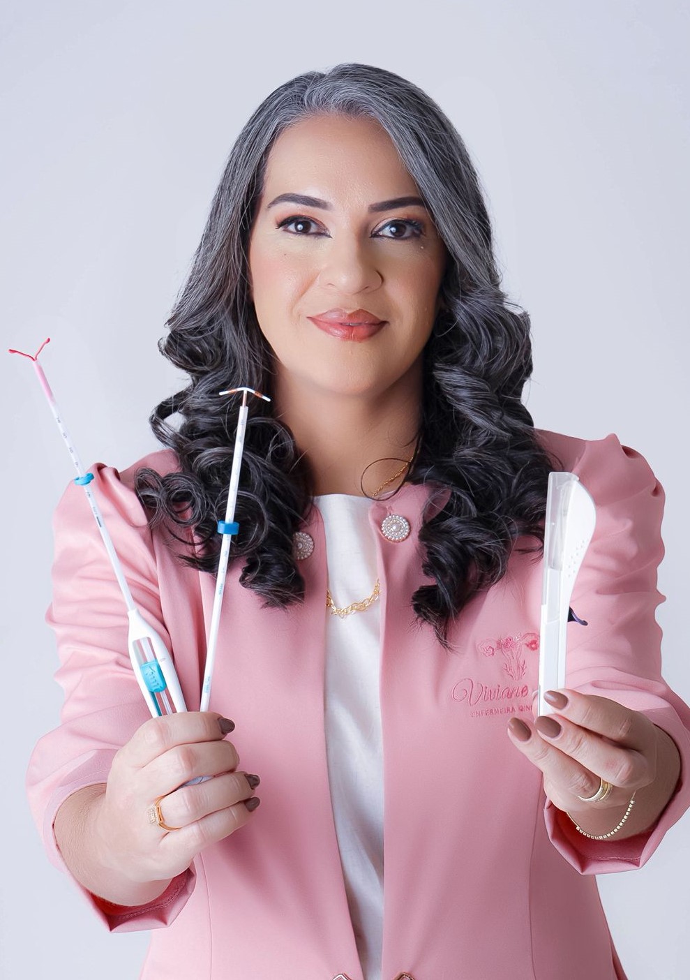 Viviane Zuza - Enfermeira Ginecológica